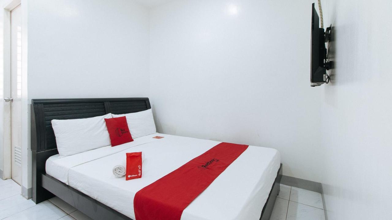 Reddoorz Near Sm Bicutan Hotel Paranaque City Eksteriør billede