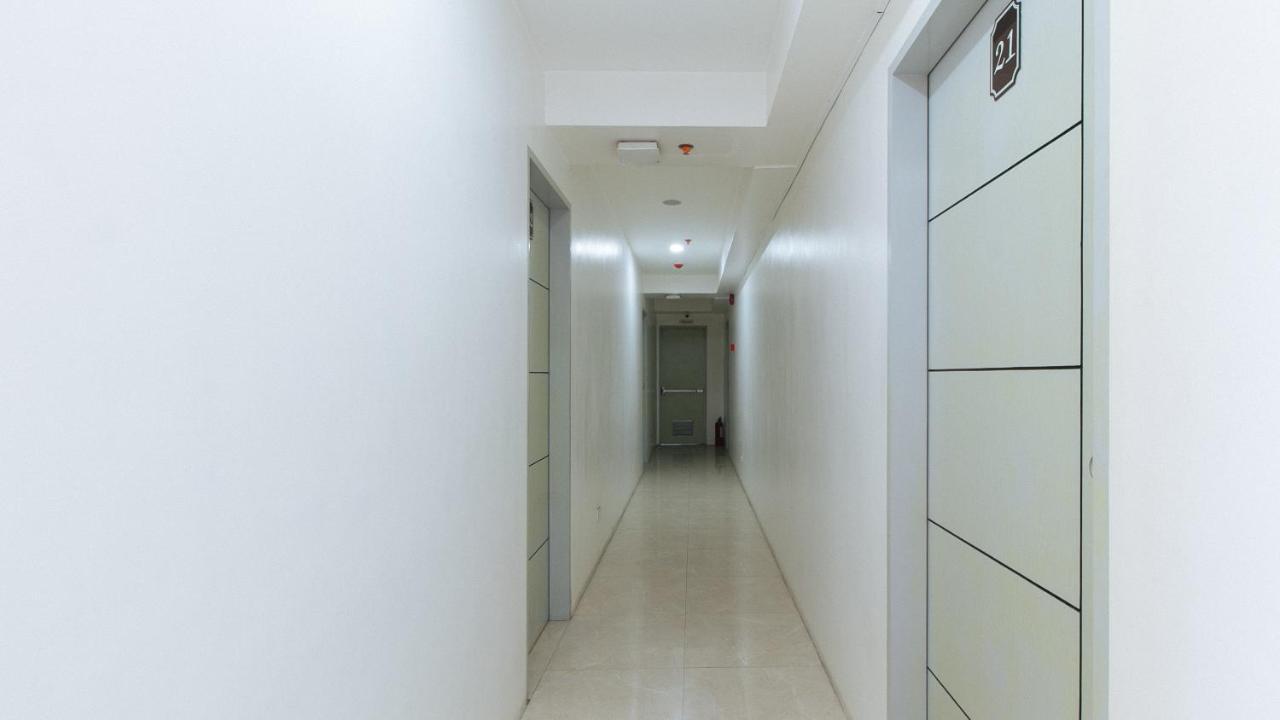 Reddoorz Near Sm Bicutan Hotel Paranaque City Eksteriør billede