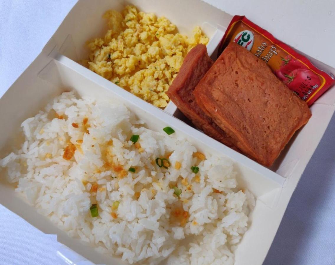 Reddoorz Near Sm Bicutan Hotel Paranaque City Eksteriør billede